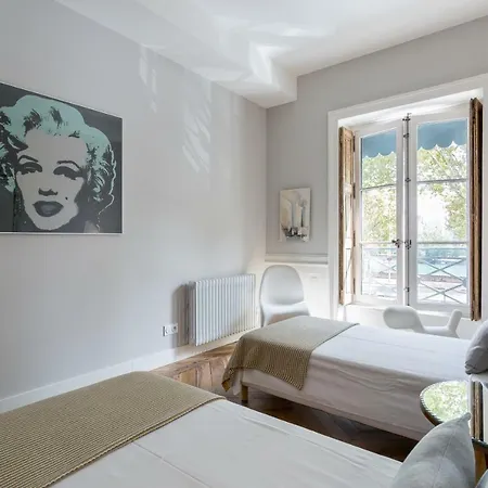 Quai-royale Apartment