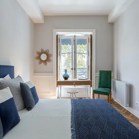Apartment Quai-royale