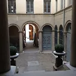 Quai-royale Apartamento *