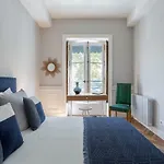 Apartment Quai-royale